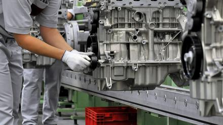 Die deutsche Wirtschaft schrumpft überraschend. Auch der Ausblick macht kaum Hoffnung.