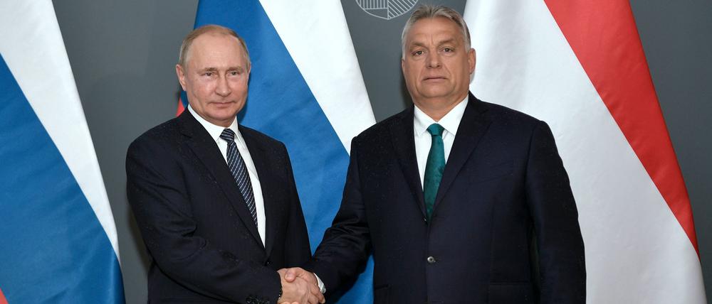 Vielen in der EU sind die guten Kontakte von Viktor Orban zu Wladimir Putin ein Dorn im Auge. (Archivbild)