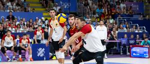 Die deutschen Volleyballer müssen sich den US-Amerikanern nur denkbar knapp geschlagen geben. 