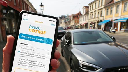 Neue App „Parknotruf“ zum Melden von Falschparkern.