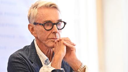 Die Ausstellung zum Lebenswerk von Wolfgang Joop im Potsdam Museum wird nicht rechtzeitig zu seinem 80. Geburtstag fertig.