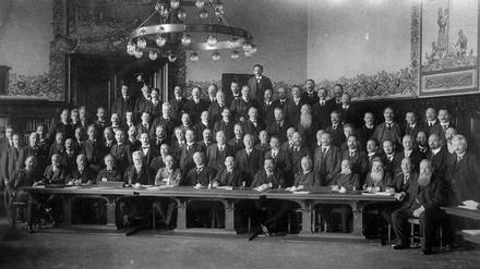Sozialdemokratische Reichstagsfraktion Anfang 1914.