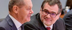 Folgt Scholt auf Schritt und Tritt: Wolfgang Schmidt