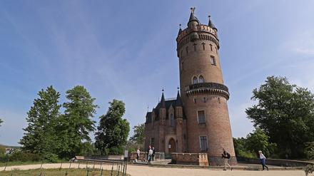 Vom Flatowturm im Park Babelsberg bietet sich ein fantastischer Blick über die Stadt.