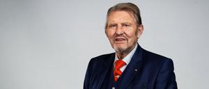 Paul Gauselmann ist Chef der Merkur Group. Die Glücksspiel-Automaten mit der lachenden Sonne machten ihn zum Milliardär – und die Sucht mancher Kunden. Warum er sich im Recht sieht.
