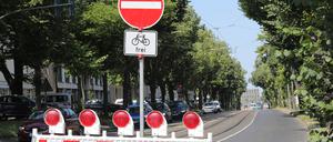 Heinrich-Mann-Allee Potsdam stadteinwärts gesperrt.