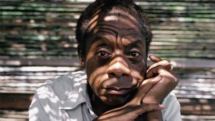  James Baldwin