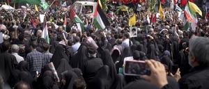 Trauerzeremonie für den getöteten Hamas-Chef Hanija in Teheran. 