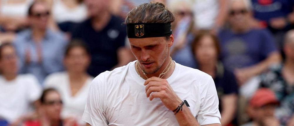 Bittere Enttäuschung für Alexander Zverev in Paris.