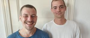 Lennart Tietze (links) und Tim Gatzemeier vom Realita Cannabis Social Club wollen in einer alten Fleischerei in Brandenburg Hanf anpflanzen – und warten auf die Genehmigung vom Bezirksamt Steglitz-Zehlendorf.