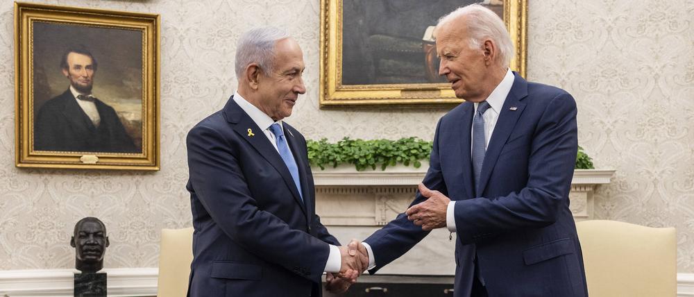Offiziell verbündet, tatsächlich politische Gegner: US-Präsiden Joe Biden (rechts) und Israels Premier Benjamin Netanjahu im Weißen Haus Ende Juli 2024.