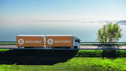 Ein LKW der Spedition Sennder.
