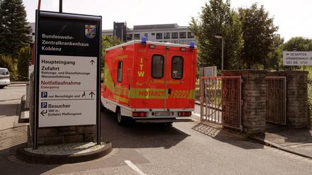 Der Eingangsbereich des Bundeswehrzentralkrankenhauses in Koblenz.