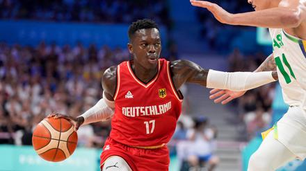 Basketballer Dennis Schröder in Aktion.