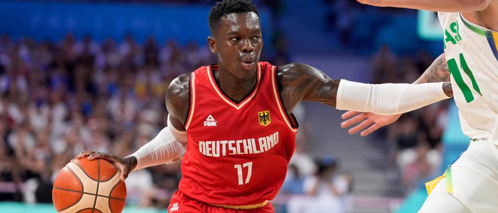 Basketballer Dennis Schröder in Aktion.