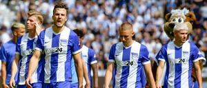 Mit „zu viel Druck“ seien die Spieler von Hertha BSC in das erste Spiel gegangen.