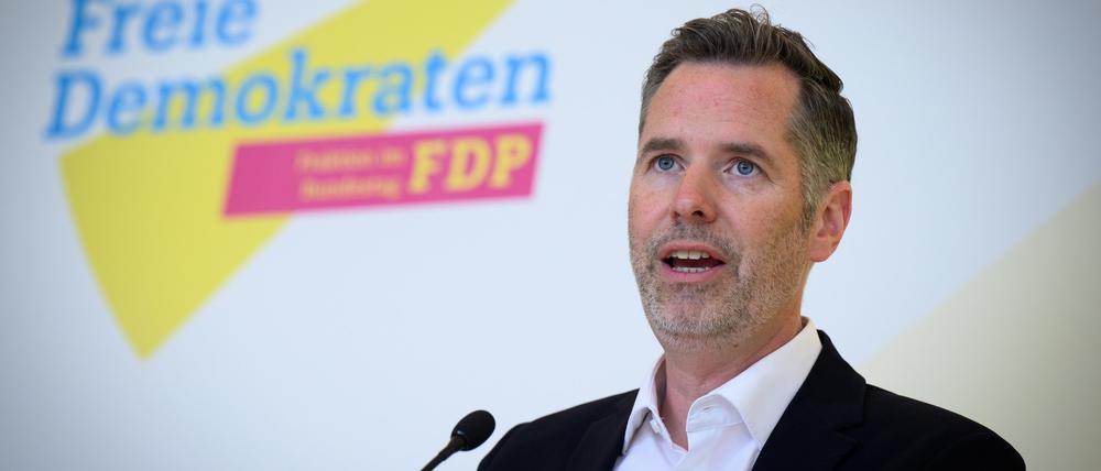 Christian Dürr, Vorsitzender der FDP-Bundestagsfraktion, äußert sich anlässlich einer Sitzung der Bundestagsfraktion der Freien Demokraten im Deutschen Bundestag.