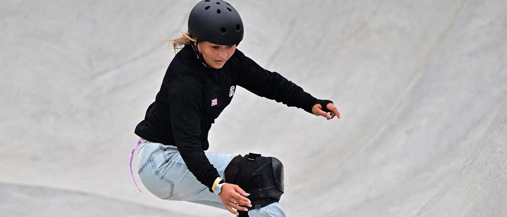 Gut in der Luft. Sky Brown auf dem Board.