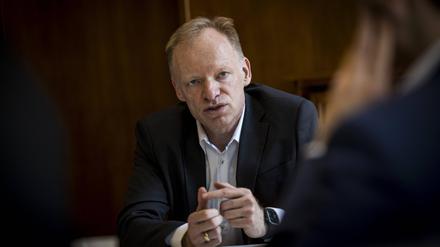Clemens Fuest, Präsident des ifo-Instituts, will auch das Arbeitskräfteangebot stärken.
