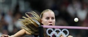 Annett Kaufmann aus Deutschland in Aktion gegen die US-Amerikanerin Rachel Sung. 