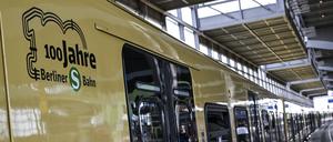 Die Berliner S-Bahn feiert ihren 100. Geburtstag. 