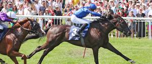 Die Rennen in Hoppegarten sind beliebt, vor allem wenn das richtige Pferd gewinnt.
