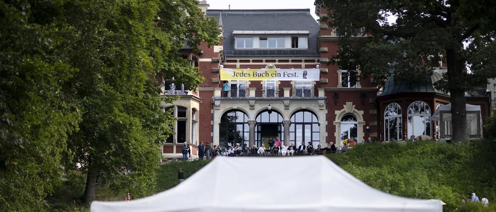 Das Literarische Colloquium Berlin widmet sich dem Coming-out.