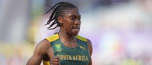 Caster Semenya galt als beste 800-Meter-Läuferin der Welt, aber ihre Leistungen waren umstritten.