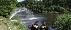 Feuerwehreinsatz im Sommer 2023 am Gleiwitzer Kanal im polnischen Kandrzin-Cosel (Archivbild).