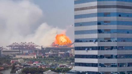 Die Explosion im Ningbo-Zhoushan-Hafen. 