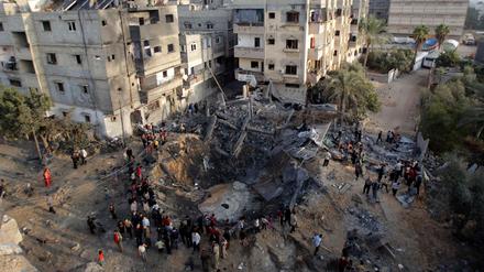 Zerstörtes Haus in Chan Junis im abgeriegelten Gazastreifen.