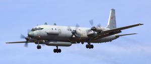 Ein russisches Flugzeug des Typs IL-20M (Archivbild).