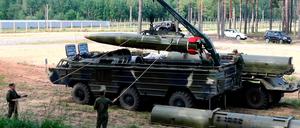 Das Militär in Belarus verstärkt Truppen an der Grenze zur Ukraine. (Archivbild)