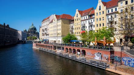 Das Nikolaiviertel mit vielen Läden und Restaurants.