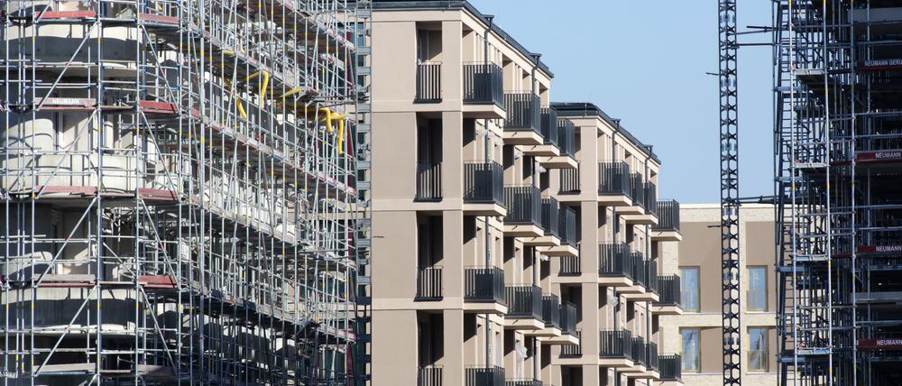 Potsdam, Wohnungsbau, Baustellen, Baugerüste, Symbolbild