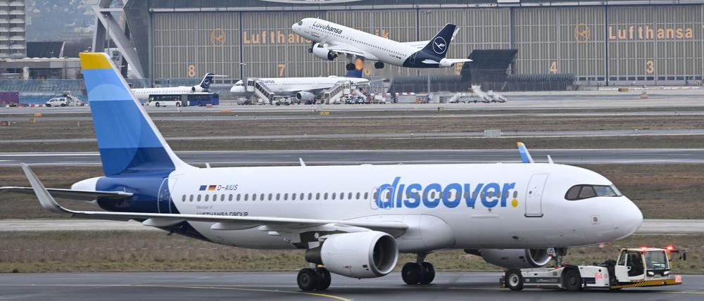 Der mit Verdi abgeschlossene Tarifvertrag bei der Lufthansa-Tochter Discover empört andere Gewerkschaften. 