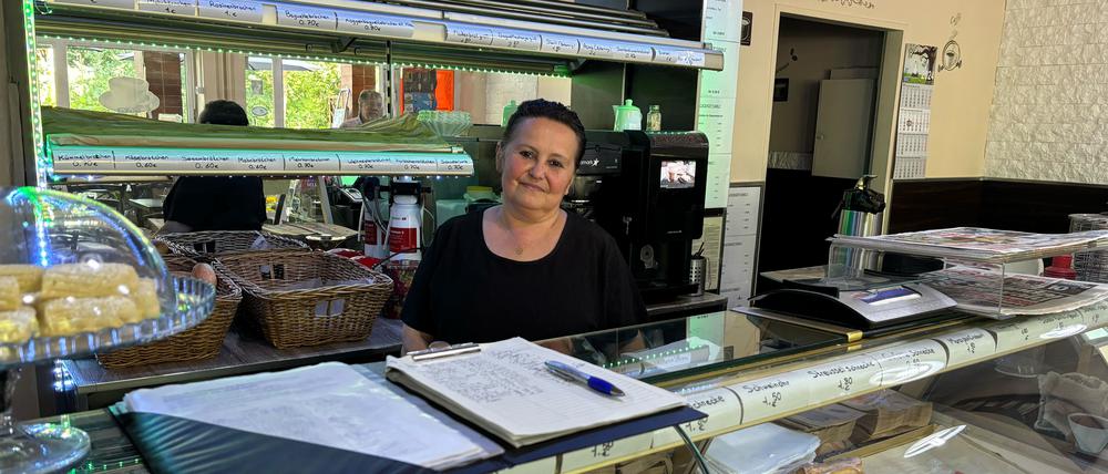 Günül Yilmaz vom Backshop Family in Britz, der von Kündigung bedroht ist.