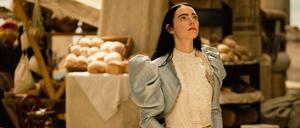 Der Oscar-prämierte Film Poor Things wurde bei der Konkurrenz in Budapest gedreht – einige der Kostüme lieh man sich aber beim Berliner Kostümfundus Theaterkunst. 