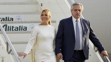 Alberto Fernandez, Präsident von Argentinien, und seine Lebensgefährtin Fabiola Yanez. 