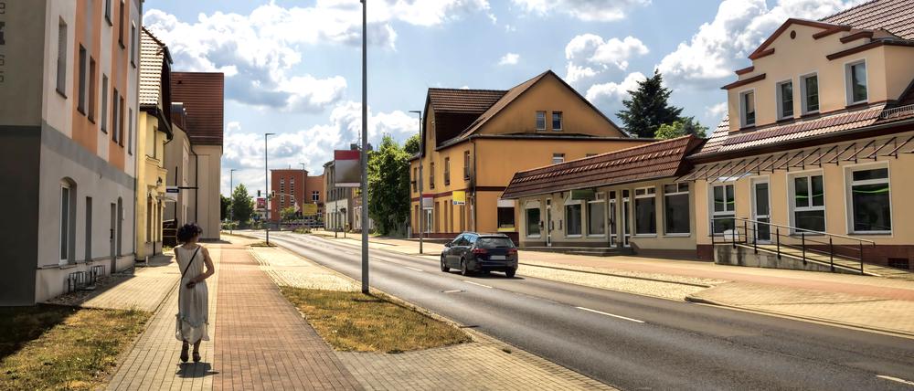 In Döbern, Brandenburg, stehen seit Jahren immer mehr Häuser leer, die niemand will.