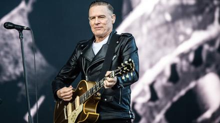 Der kanadische Sänger Bryan Adams beim  Musikfestival im dänischen Odense im Juni 2024. 