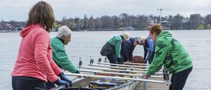 Ein Gegenpol im männerdominierten Rudersport: Ellen Becker ist die Vorsitzende des Frauen-Ruder-Clubs Wannsee.