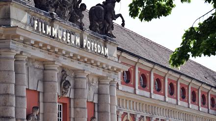 Das Filmmuseum Potsdam hat neben der Dauerausstellung zum Filmstandort Babelsberg und einer wechselnden Ausstellung – momentan zu Regisseur Andreas Dresen – auch ein Kino.