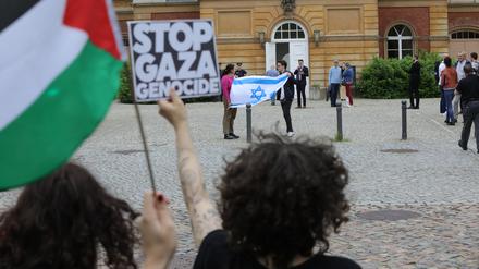 Auch als der israelische Botschafter im Mai an der Uni Potsdam sprach, trafen propalästinensische und -israelische Studierende aufeinander.