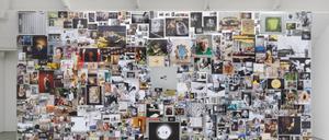 Blick in die Ausstellung „Rotting from Within“ von Abdulhamid Kircher, 2024.
