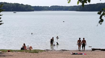 Badestelle am Sacrower See bei Groß Glienicke. 