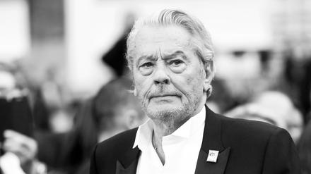 Alain Delon hat früh verstanden, sich als Kino-Ikone zu inszenieren. Sonntag ist er mit 88 Jahren gestorben.