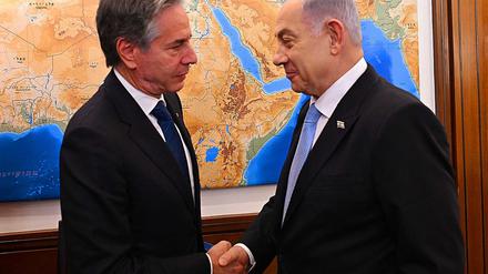 US-Außenminister Antony Blinken (links) und Israels Premier Benjamin Netanjahu am 19. August 2024 in Israel.