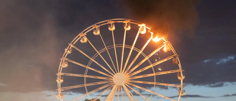 Riesenradbrand beim Highfield-Festival nahe Leipzig.