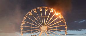 Riesenradbrand beim Highfield-Festival nahe Leipzig.